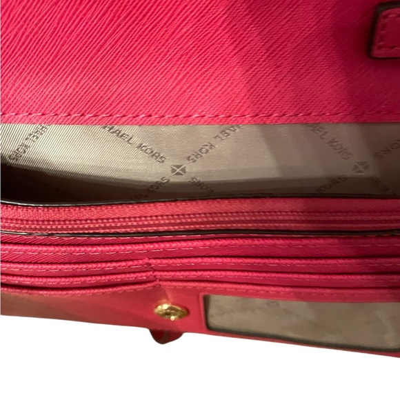 Michael Kors Fuchsia Crossbody Bag 8x 7” - Picture 4 of 6
